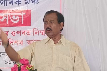 লখিমপুৰৰ নকাড়ীত জাঙুৰ খাই উঠিছে ৰাইজ। উপযুক্ত নীতি নিয়মৰ মাজেৰে উৰণ সেতু নিৰ্মাণৰ দাবী…..